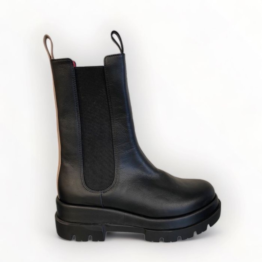 Le Babe Le Babe Black Leather Chelsea Boot | Ankle Boots