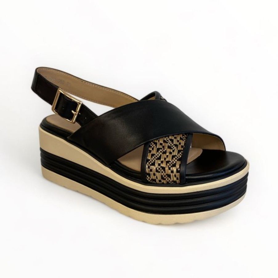 Regarde Le Ciel Regarde Le Ciel Sheyla Raffia Black | Sandals